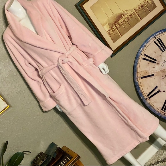 GAP Other - GAP BODY softest Plush & luxurious Pink long Robe